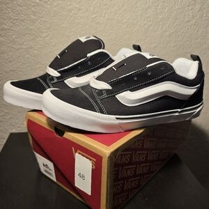 Vans Knu Skool Shoe | 7Y
